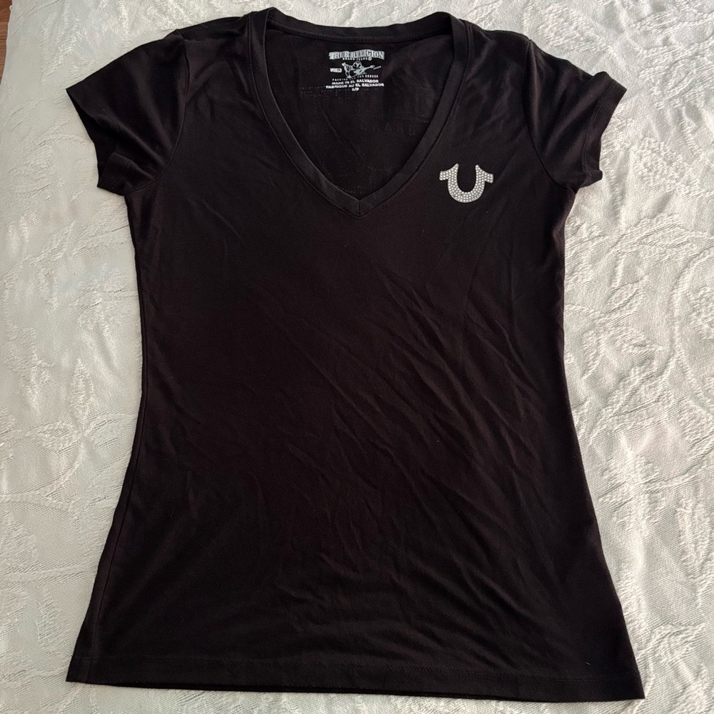 True Religion Black Short Sleeve V-Neck Embellished Horseshoe Graphic Tee Small